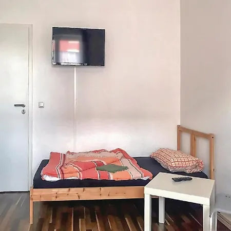 Three-bedroom In Apartman Erfurt