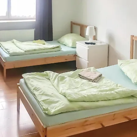 Three-bedroom In Apartman